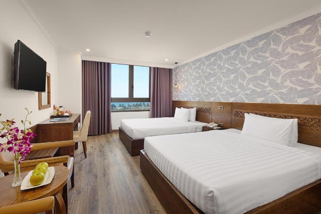 Grand Sea View Hotel & Spa Дананг Экстерьер фото