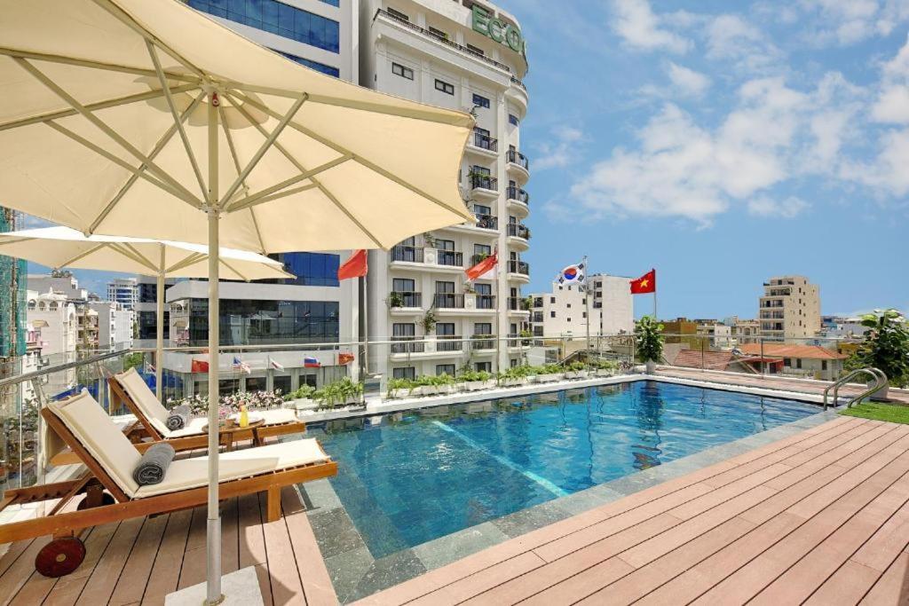 Grand Sea View Hotel & Spa Дананг Экстерьер фото