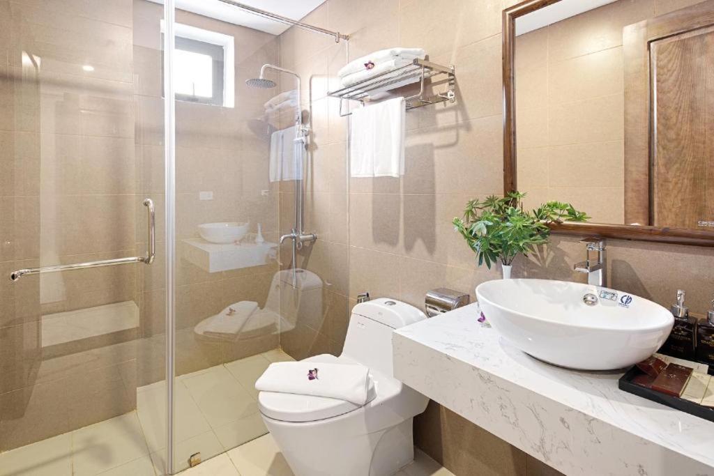 Grand Sea View Hotel & Spa Дананг Экстерьер фото