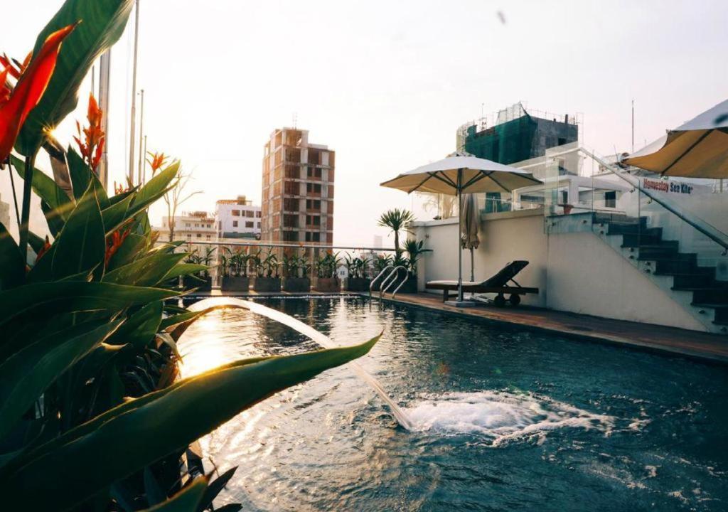 Grand Sea View Hotel & Spa Дананг Экстерьер фото